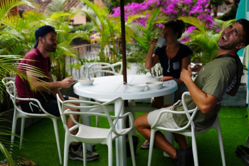Gaston Coliving Pansiyon Medellín Dış mekan fotoğraf