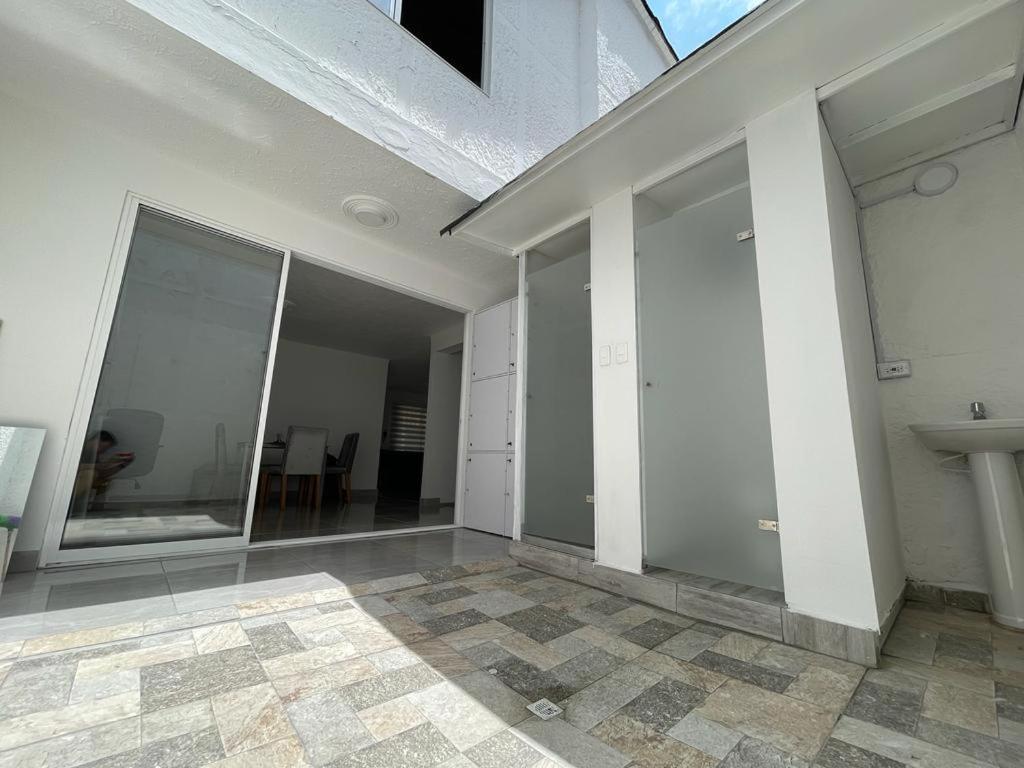 Gaston Coliving Pansiyon Medellín Dış mekan fotoğraf